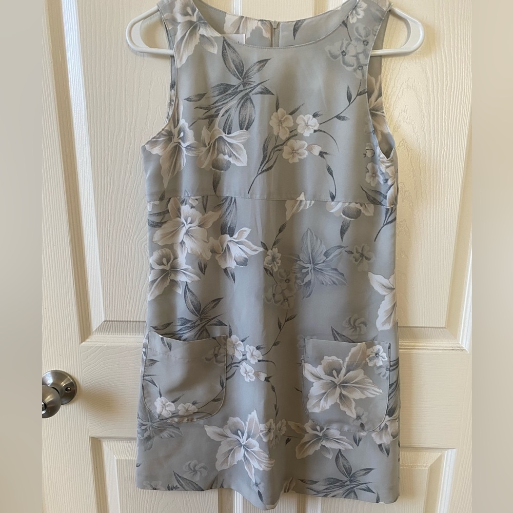 Vintage Hawaiian 🌺 style mini dress.